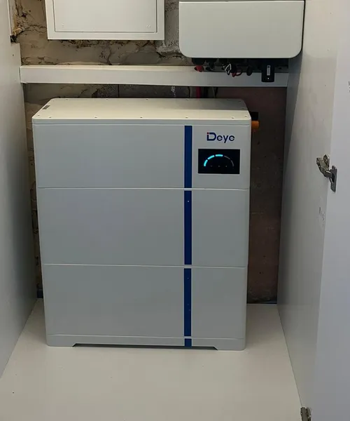 Home battery storage and inverter unit